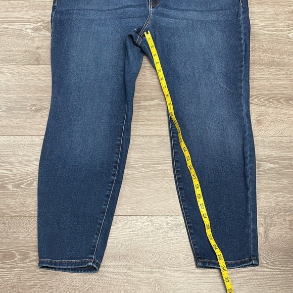 Lane Bryant Flex Magic Waistband Signature Fit Mid Rise Skinny Denim Jeans 22S - Picture 10 of 16